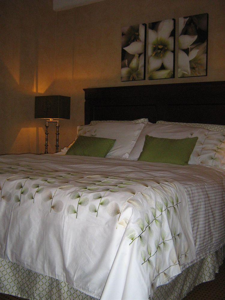 Quality & Hotel Niagara Falls